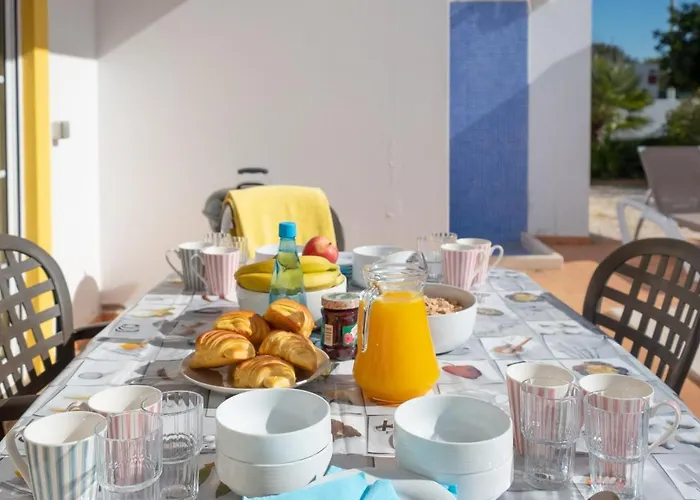 Porto De Mos 86 By Destination Algarve Lagos