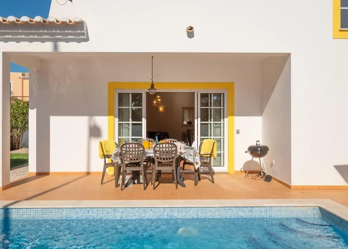 Porto De Mos 86 By Destination Algarve * 拉哥斯