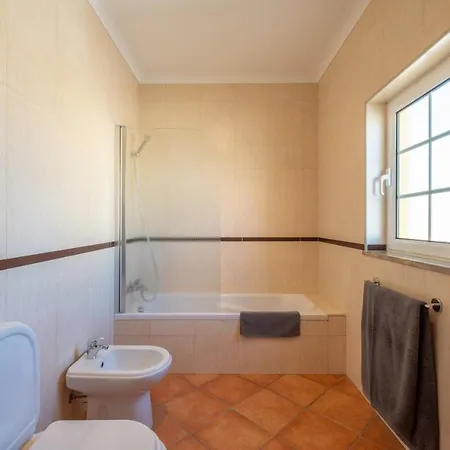 Porto De Mos 86 By Destination Algarve *