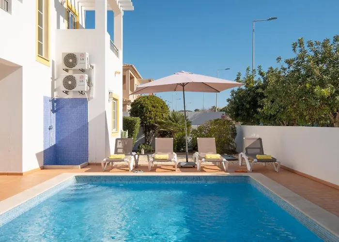 Porto De Mos 86 By Destination Algarve *